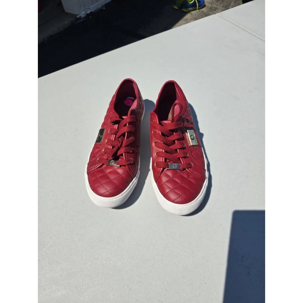 GBG Los AngelesWomen's Backer Lace-Up Sneakers Size 8.5, $35 obo.